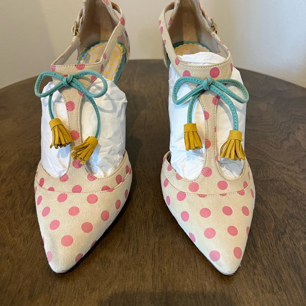 Boden Pink Polka Dot Cream Suede Heels with Yellow Tassels 37 7